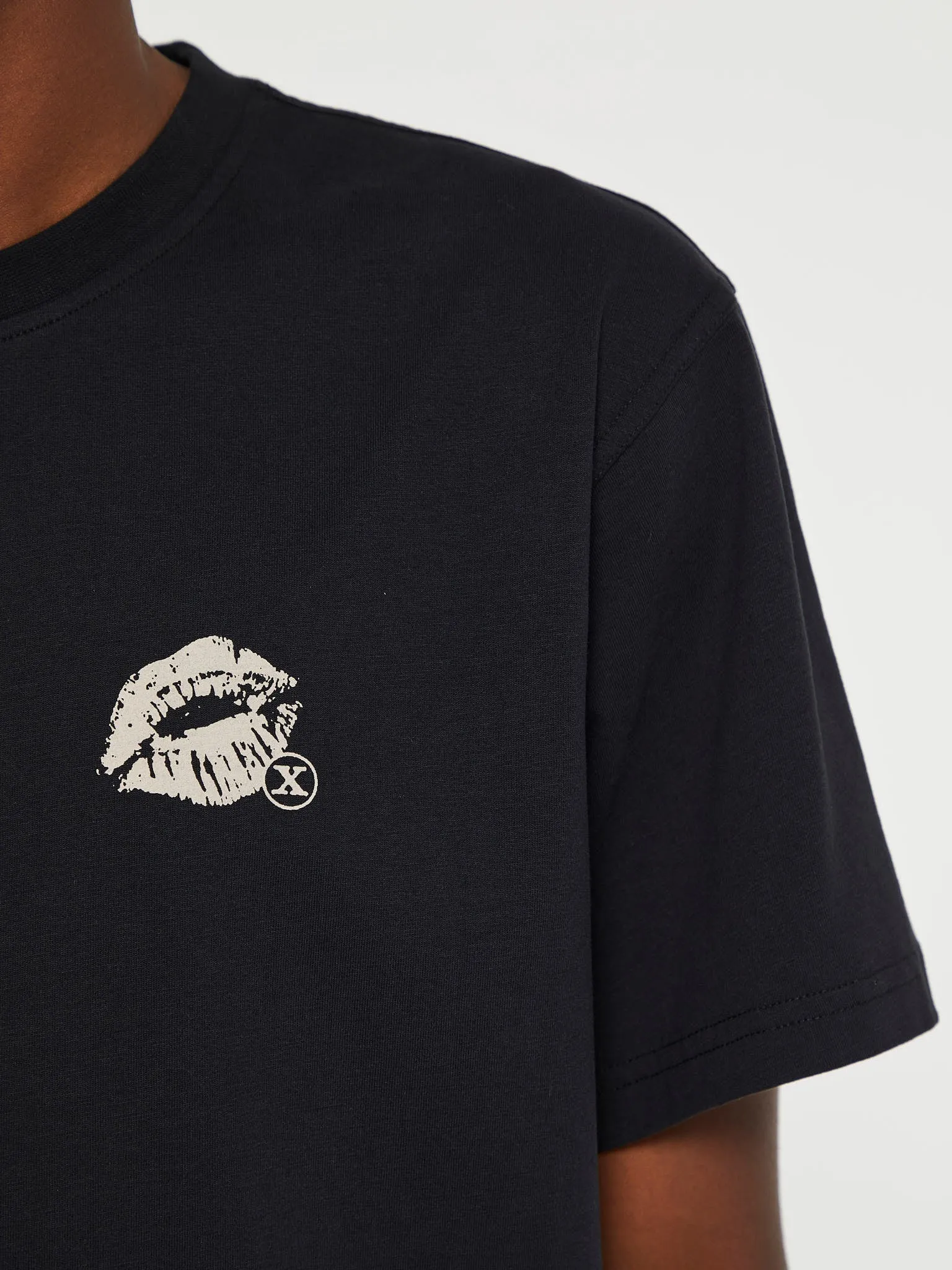 Easy Staff T-Shirt in Black